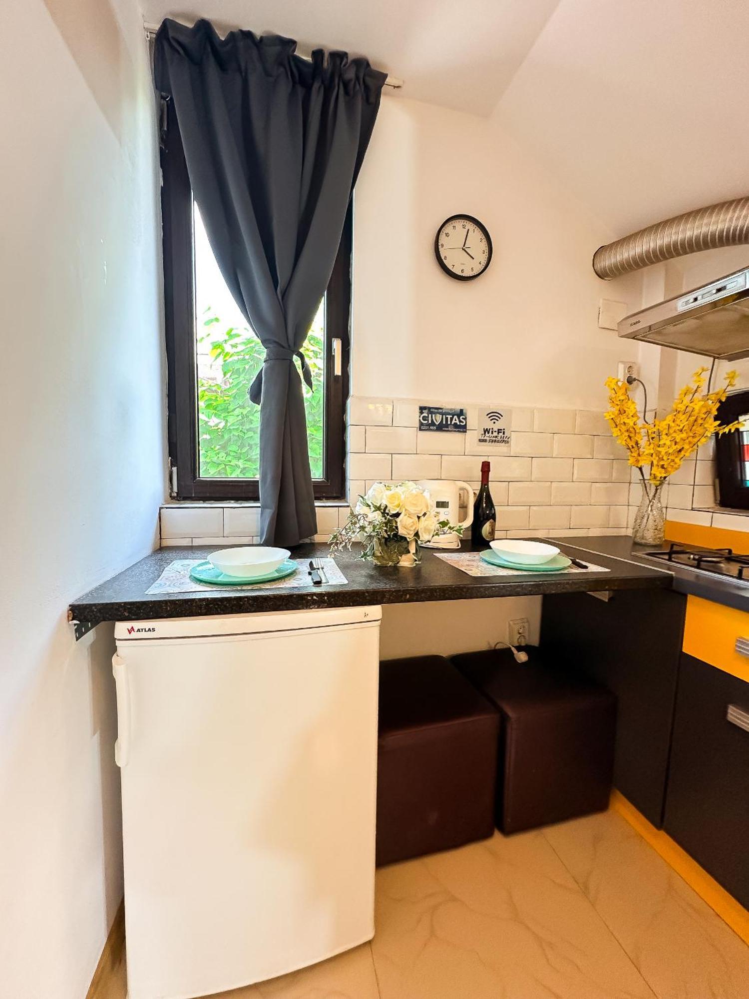 Millenium Apartment Central Крайова Екстер'єр фото