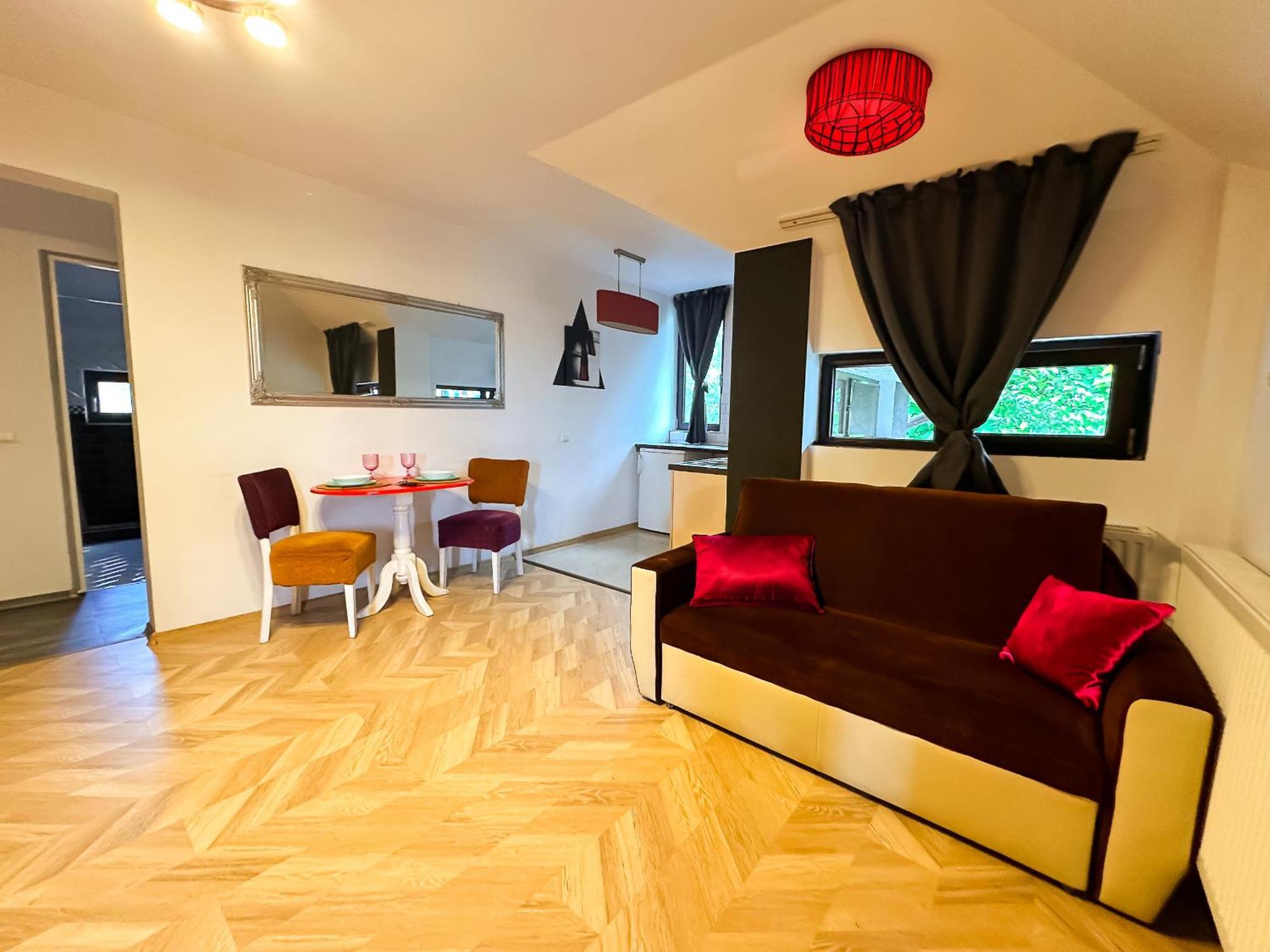 Millenium Apartment Central Крайова Екстер'єр фото